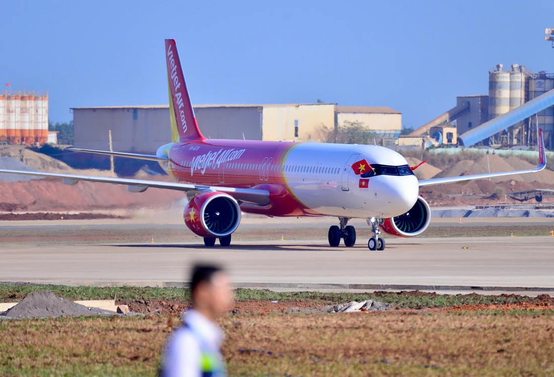 TP.HCM sẽ đầu tư đường sắt Thủ Thiêm - sân bay Long Thành bằng hình thức PPP - Ảnh 1.
