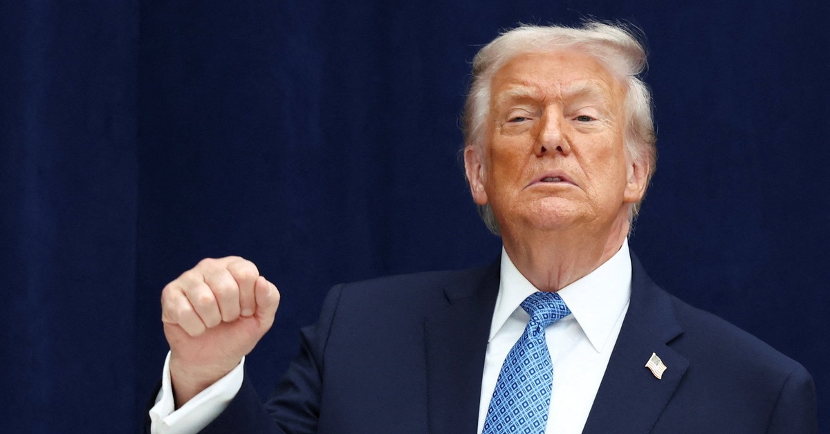 1767670433 ecEgoLqx 2025 12 04t193042z234232882rc2v9iao24h5rtrmadp3usa trump rwanda congo 17649471736981874495796 126 61 1198 2108 crop