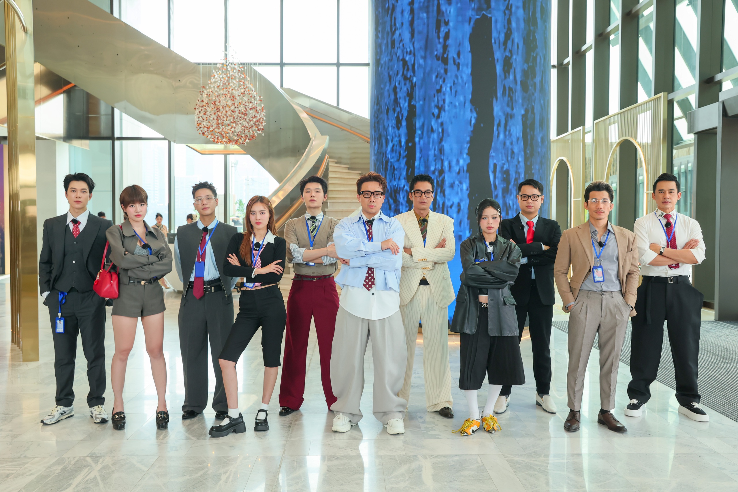 Trấn Thành, Anh Tú bật khóc trong trailer Running man tập cuối - Ảnh 1.
