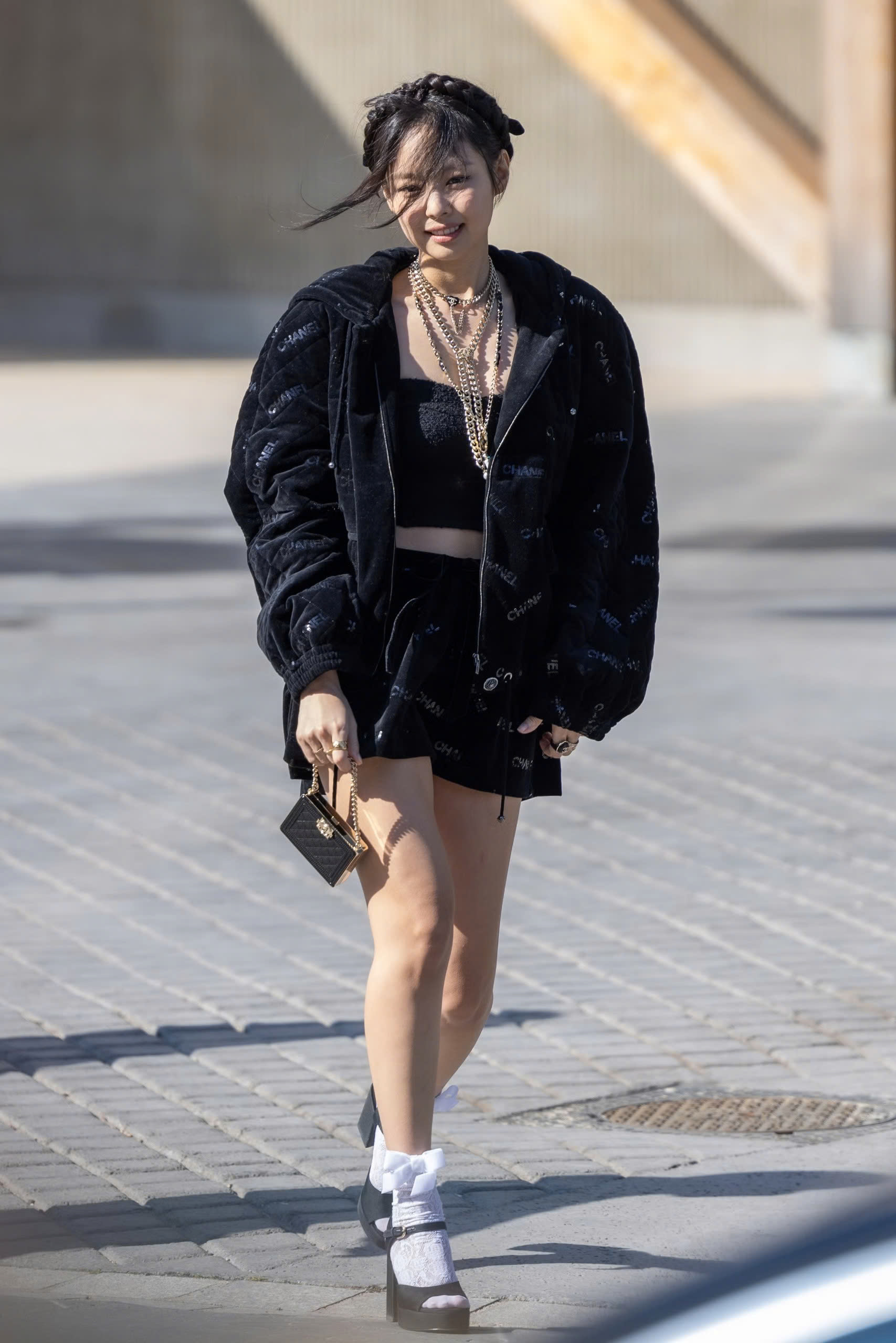 Jennie - Ảnh 8.