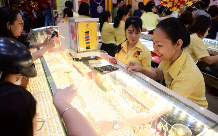 Chiến sự tại Trung đông: Kinh tế toàn cầu rung chuyển - Ảnh 6.