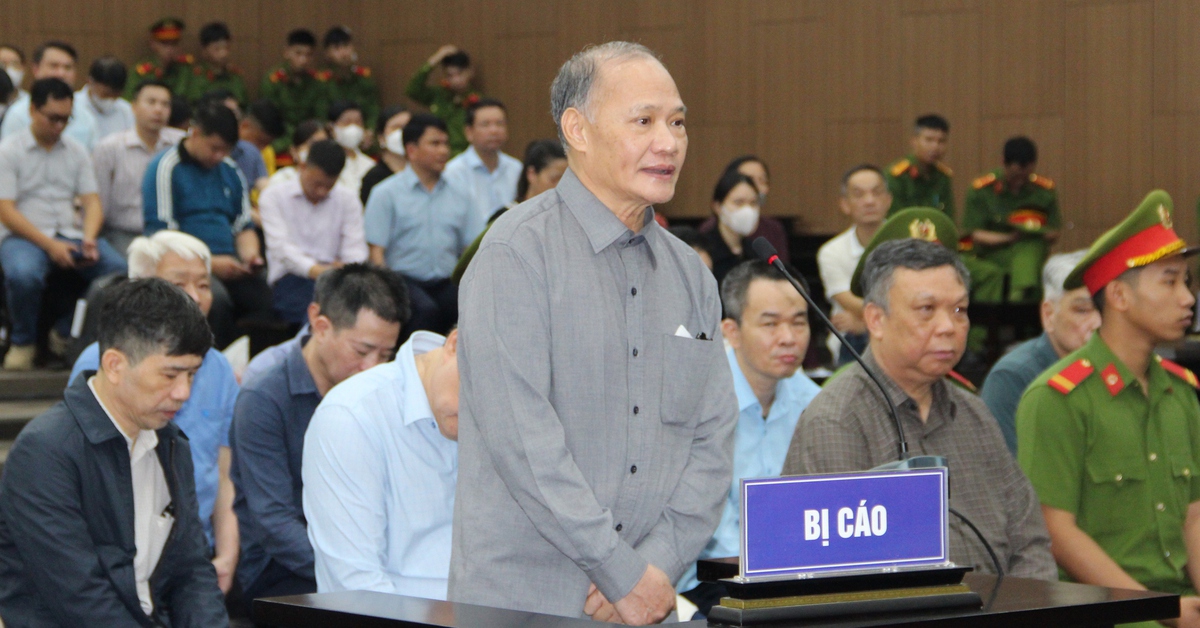 1775093806 ExfoIMPX cuu thu truong hoang van thang 1 1774841637959456173181 424 343 1585 2560 crop